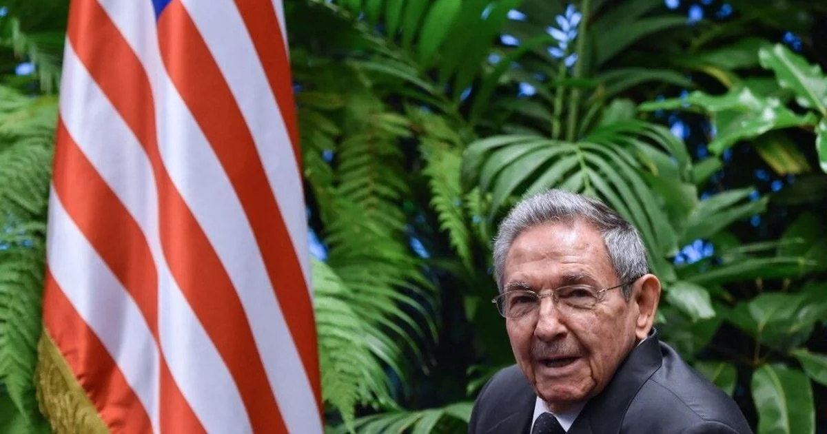 Raul Castro é incriminado pelos EUA por abate de aviões em 1996; reação de Havana e de Washington fiscaliza o tabuleiro