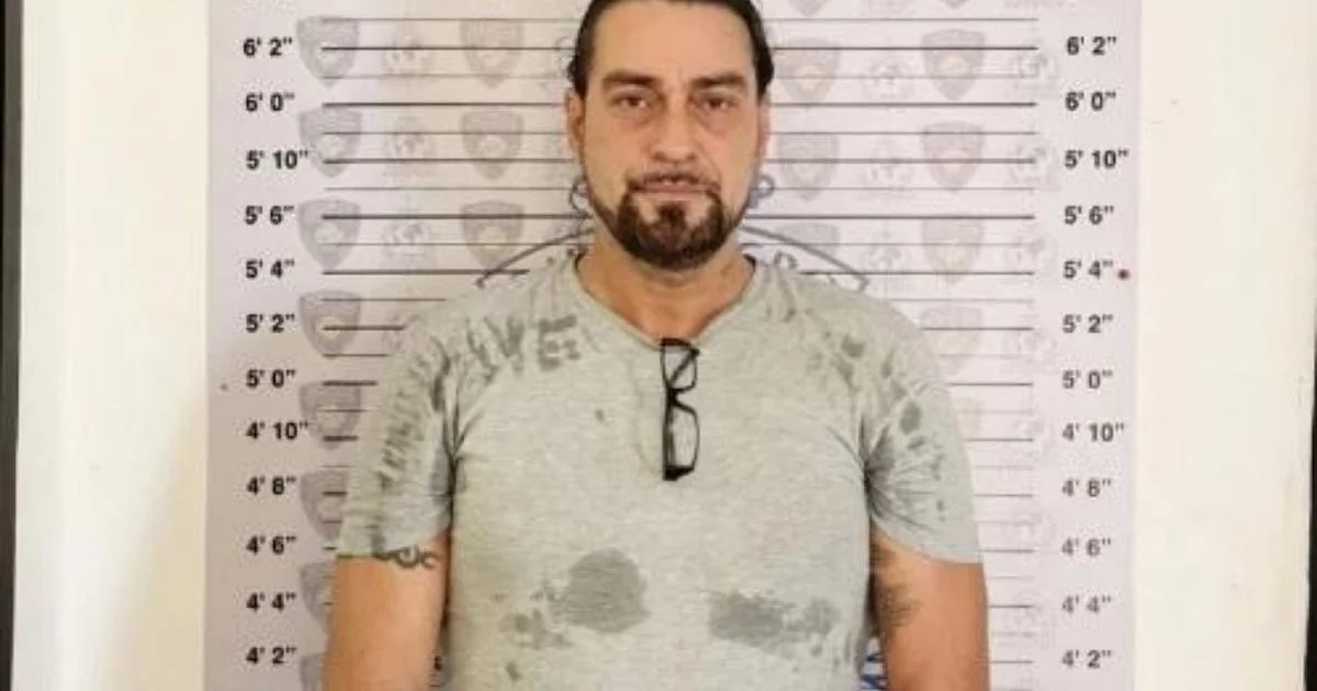 Italiana encontrado morto em cela na República Dominicana: investigação sobre Loris Di Castri segue aberta
