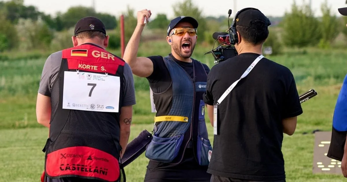 Rossetti bate recorde mundial e ilumina pódio em Almaty; Bartolomei conquista bronze na prova feminina