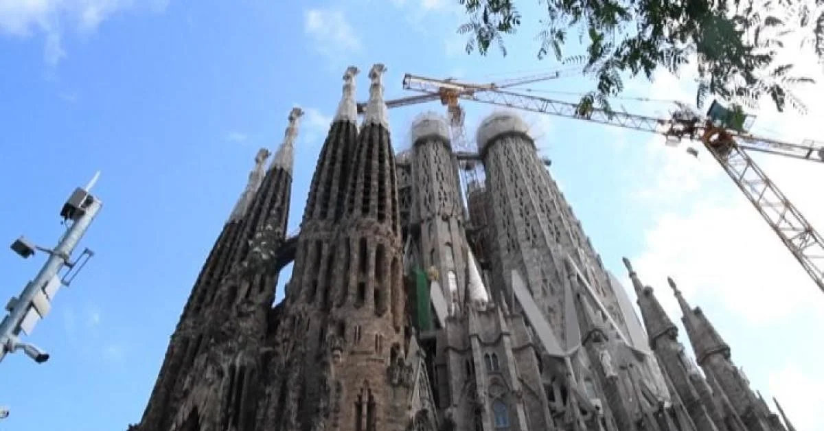 Sagrada Família: quando a alma encontra o místico na arquitetura de Gaudí