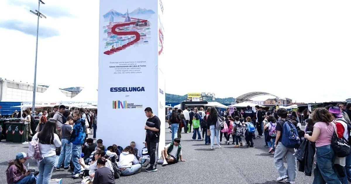 Salone del Libro de Turim bate recorde: 254 mil visitantes no Lingotto