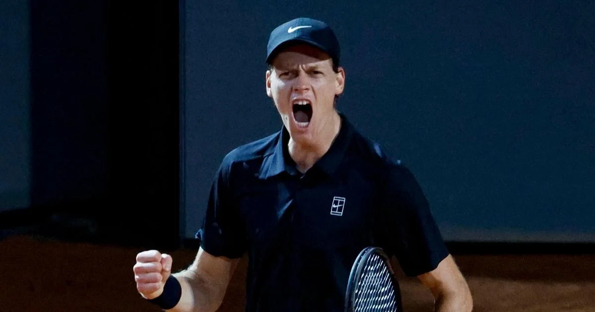 Sinner liderava contra Medvedev em Roma quando a chuva adiou a decisão