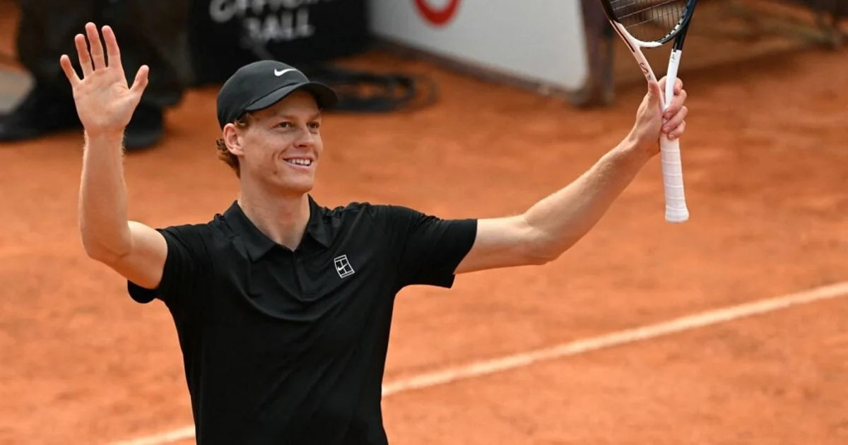 Sinner vence Medvedev em duelo épico e avança para final histórica em Roma