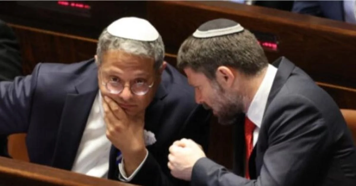 Crise israelense: Smotrich desafia a CPI e ordena evacuação de Khan al‑Ahmar; Ben‑Gvir e a controvérsia da Flotilla