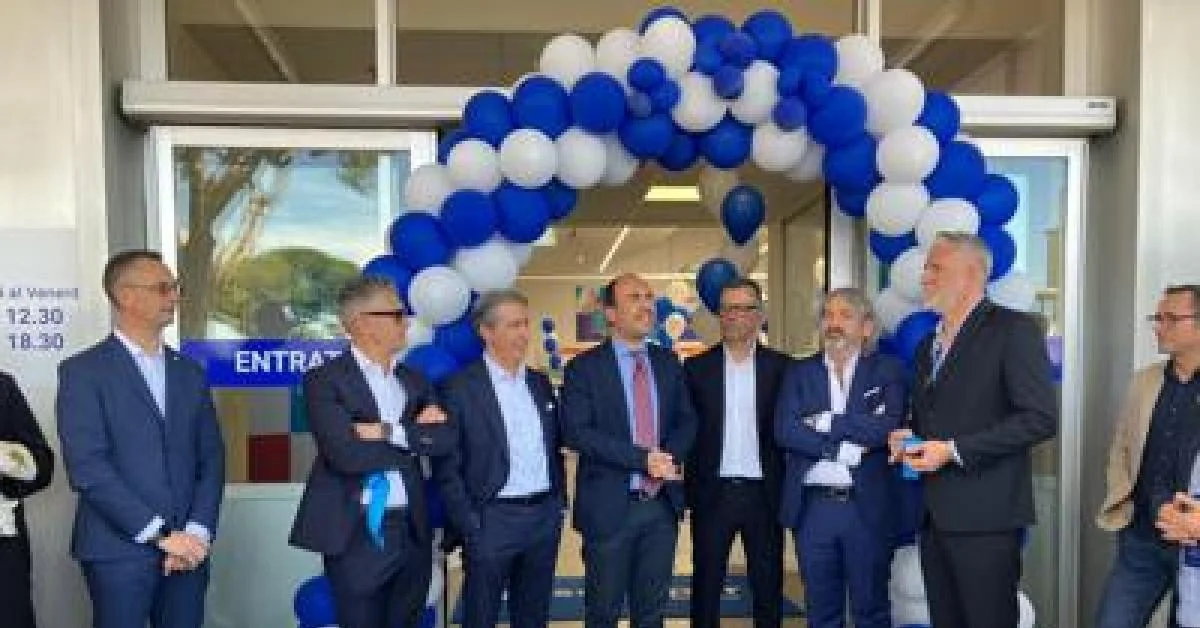 Sonepar Italia reabre filial renovada em Prato e anuncia Experience Center para automação industrial