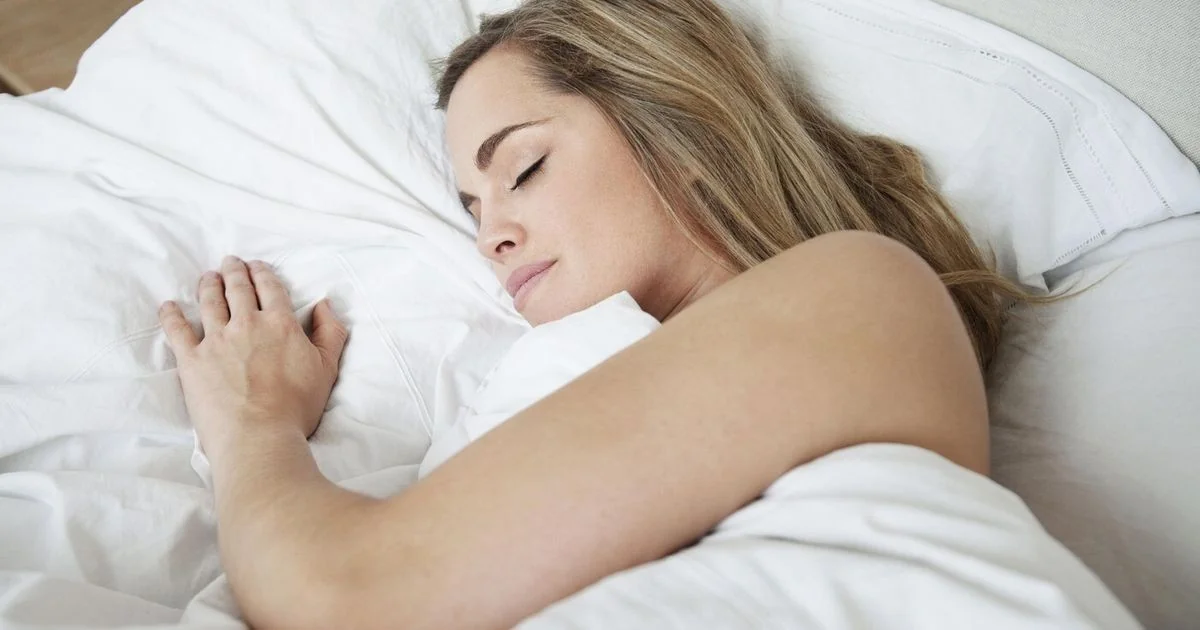 Dormir pouco ou demais acelera o envelhecimento biológico de órgãos, diz estudo
