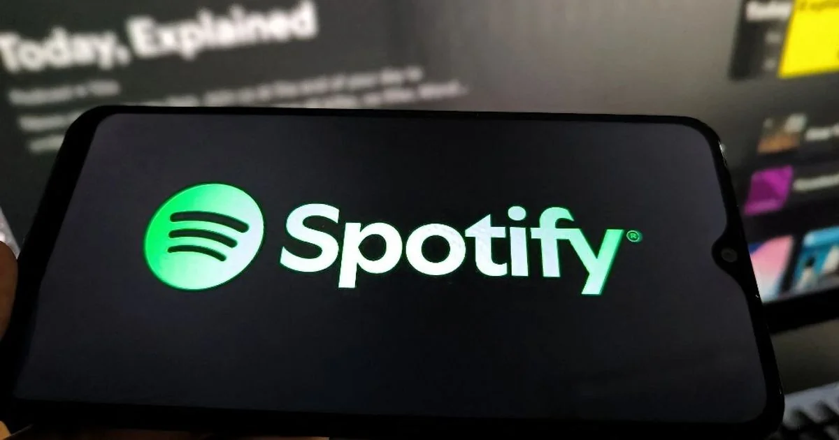 Spotify e Universal lançam remixes gerados por inteligência artificial para artistas autorizados
