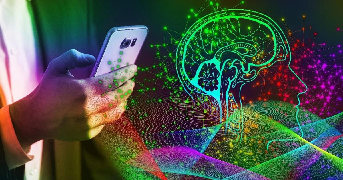 Primeiro caso na Itália: jovem em terapia por dependência de inteligência artificial em Veneza