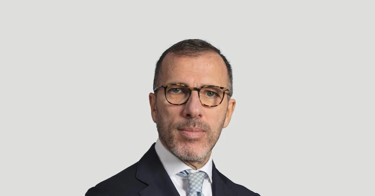 TIM Q1 2026: receitas a €3,3 bi, EBITDA €1 bi e dívida líquida abaixo de €7,3 bi; guidance mantida