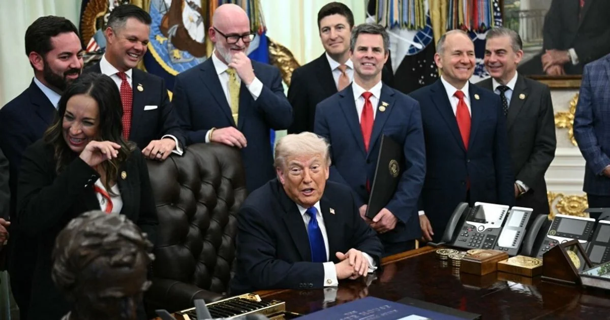 Trump ameaça retirada de tropas dos EUA da Itália e da Espanha em duro ataque aos aliados europeus