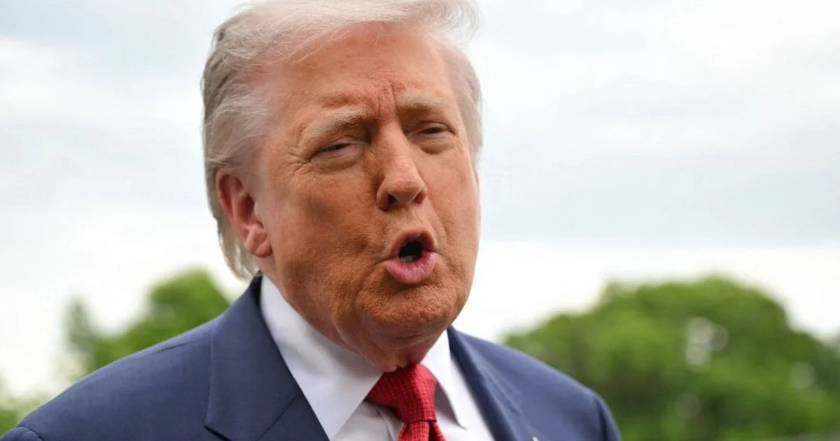 Trump avalia retirada de tropas da Itália enquanto espera resposta do Irã a nova proposta de paz