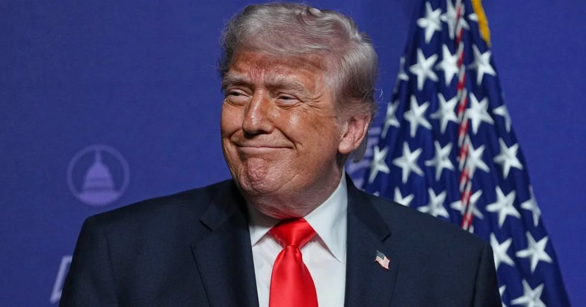 Pesquisa: 62% dos eleitores desaprovam Trump — Risco real à maioria republicana
