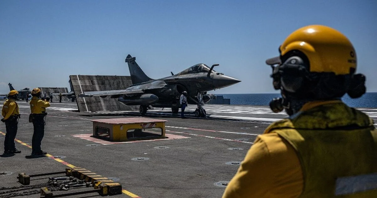 Turquia acelera construção da porta-aviões 'Mugem' e redesenha o equilíbrio naval no Mediterrâneo