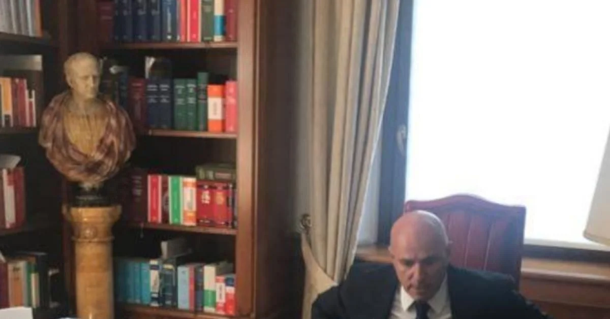 Ulisses, de Homero a Dante: o mito fundador da democracia da cultura e dos valores ocidentais