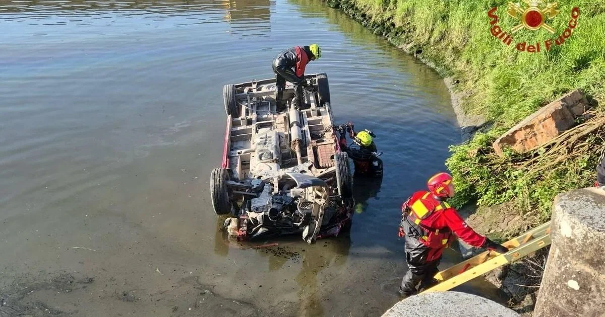 Van cai em canal na região de Veneza; três mortos em Chioggia