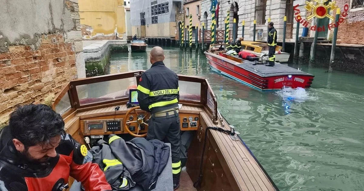 Veneza: jovem de 20 anos morre afogado em San Polo após três caírem na água