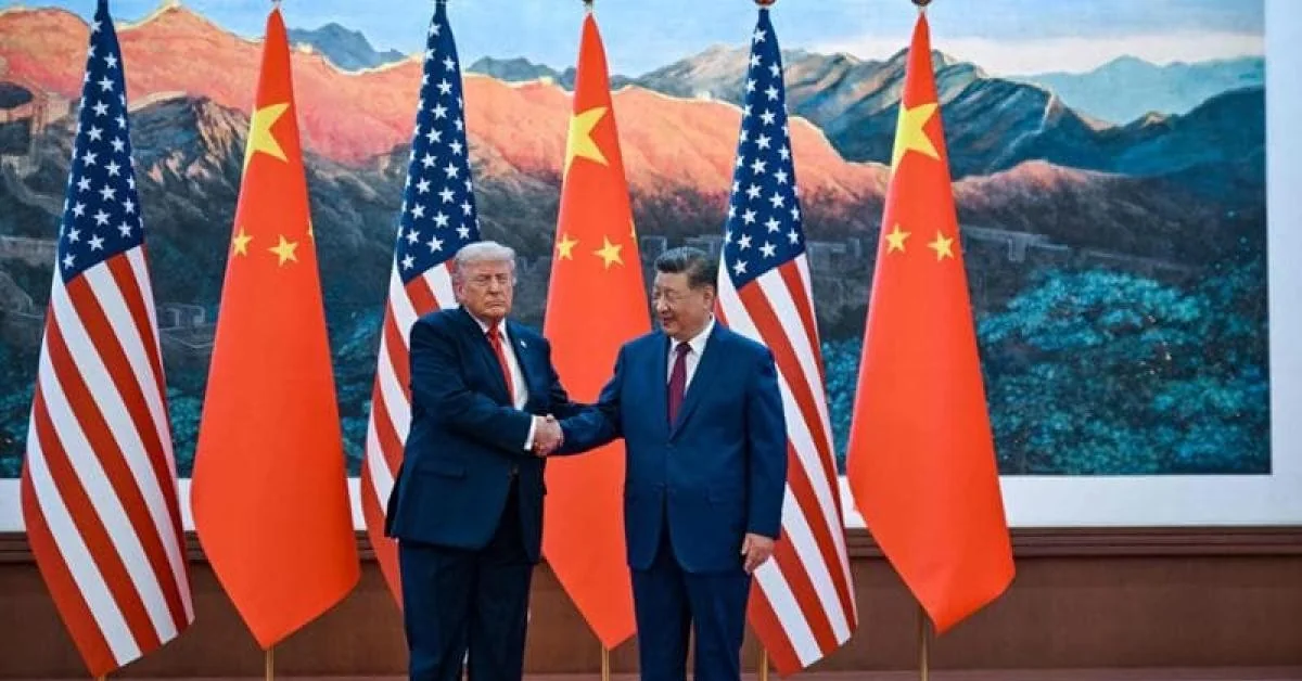 Xi e Trump em Pequim: acordos comerciais bilionários, promessa de fim das armas chinesas ao Irã e apelo pela reabertura do Estreito de Hormuz