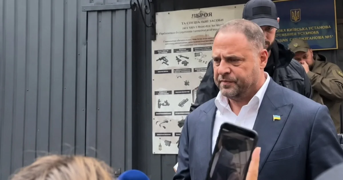 Yermak é liberado após fiança de 140 milhões de hryvnia; investigação liga ex-chefe ao condomínio 'Dynasty'