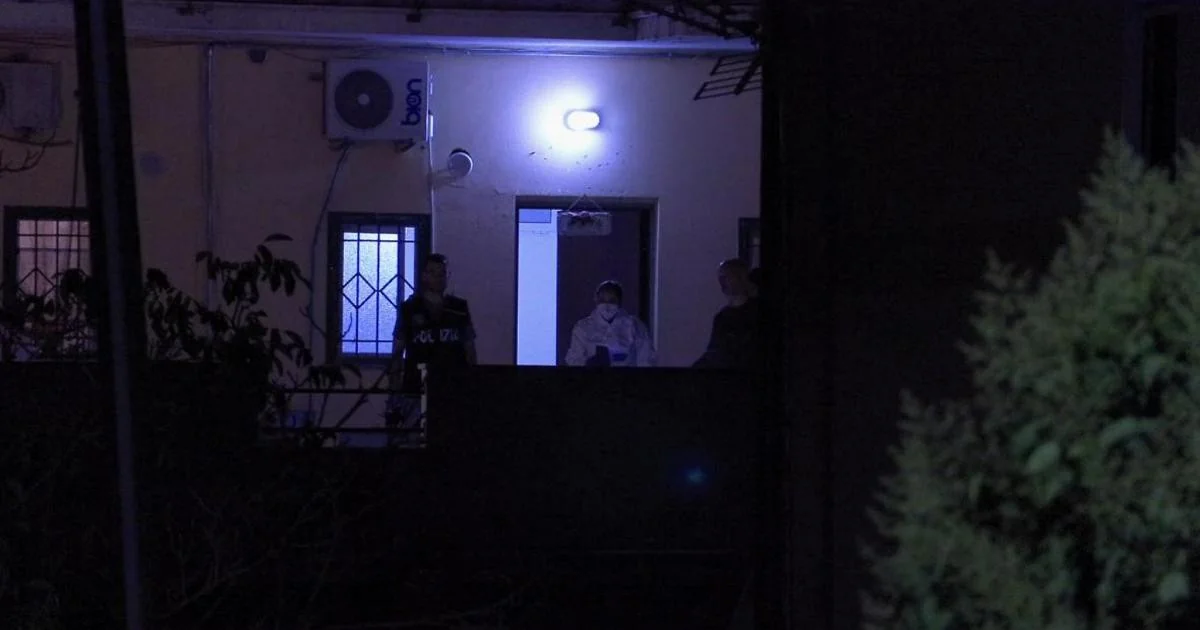 Jovem de 18 anos mata vizinho a facadas em Roma; suspeito detido pela polícia