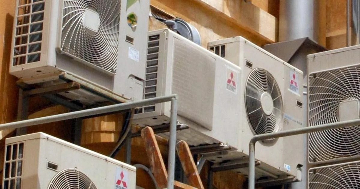 60% das casas com ar‑condicionado em 2026, mas a falta de ventilação eleva riscos à saúde