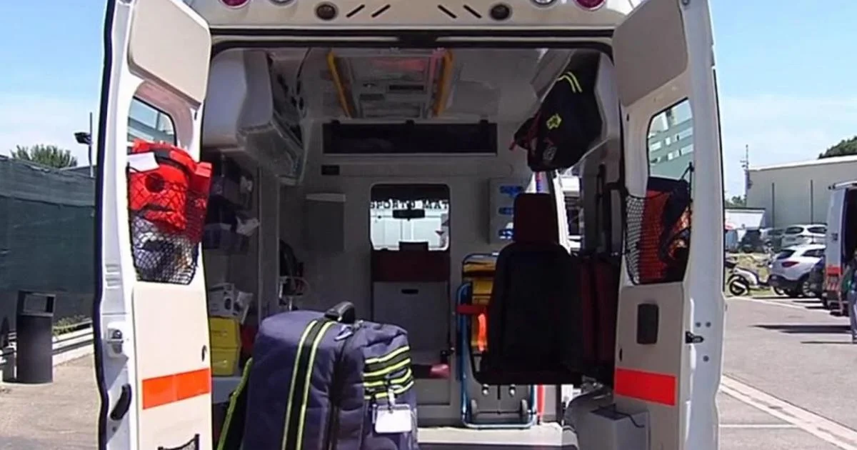Acidente na SS394 em Mares do Verbano: carro atropela cinco pedestres, uma jovem de 17 anos morre