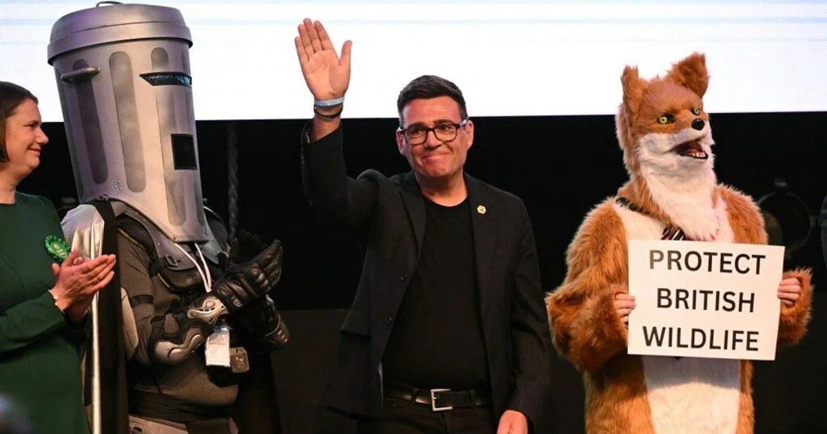 Andy Burnham surge como favorito para suceder Keir Starmer no Partido Trabalhista