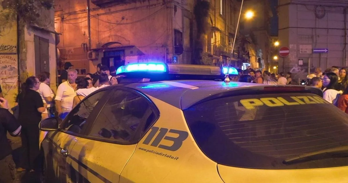 Camorra: homem de 48 anos ligado ao clan Contini é morto em Porta Capuana, Nápoles