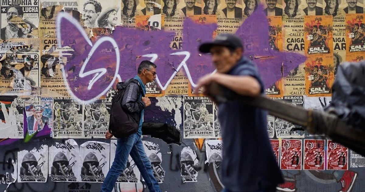 Colômbia vai às urnas: confronto entre a continuidade de Petro e a ofensiva da extrema-direita
