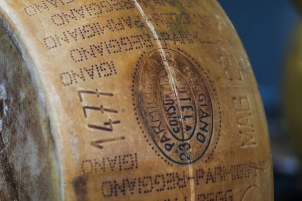 Comissão Europeia aprova €11,9 milhões para Zanetti modernizar produção de Parmigiano Reggiano