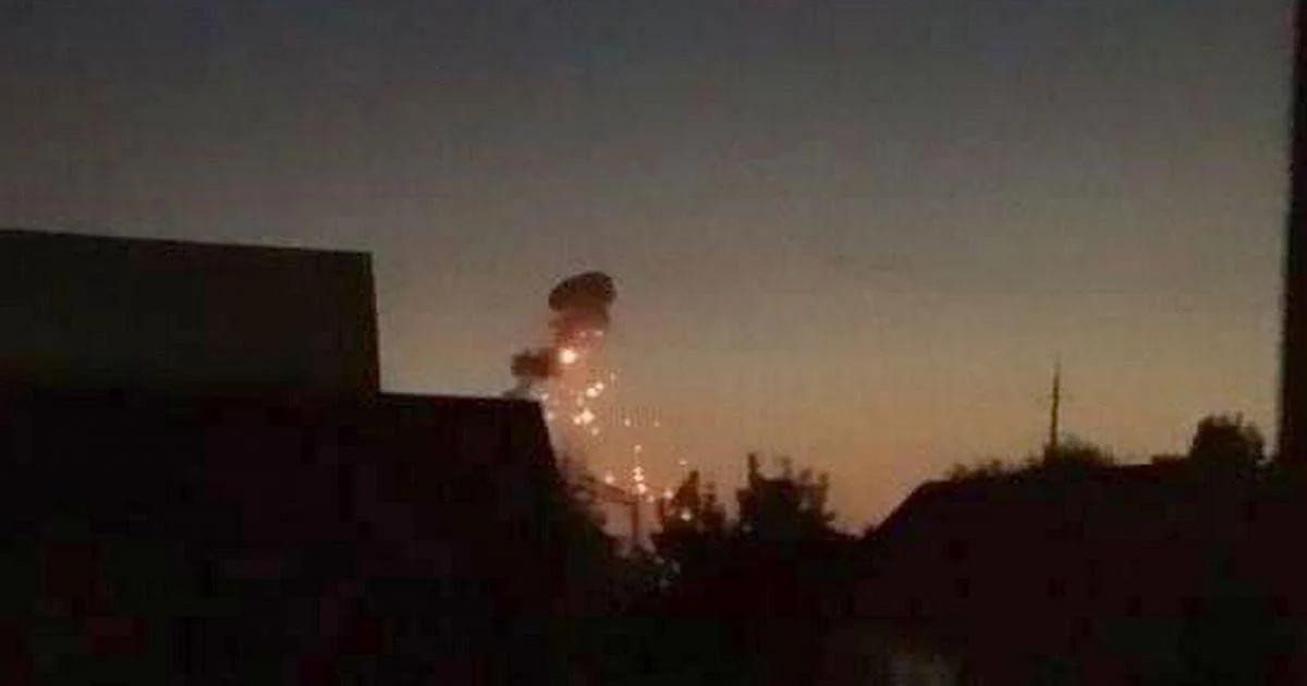 Ataques com drones contra Moscou; aeroportos fechados e ofensivas russas deixam mortos em Zaporizhzhia e Odessa