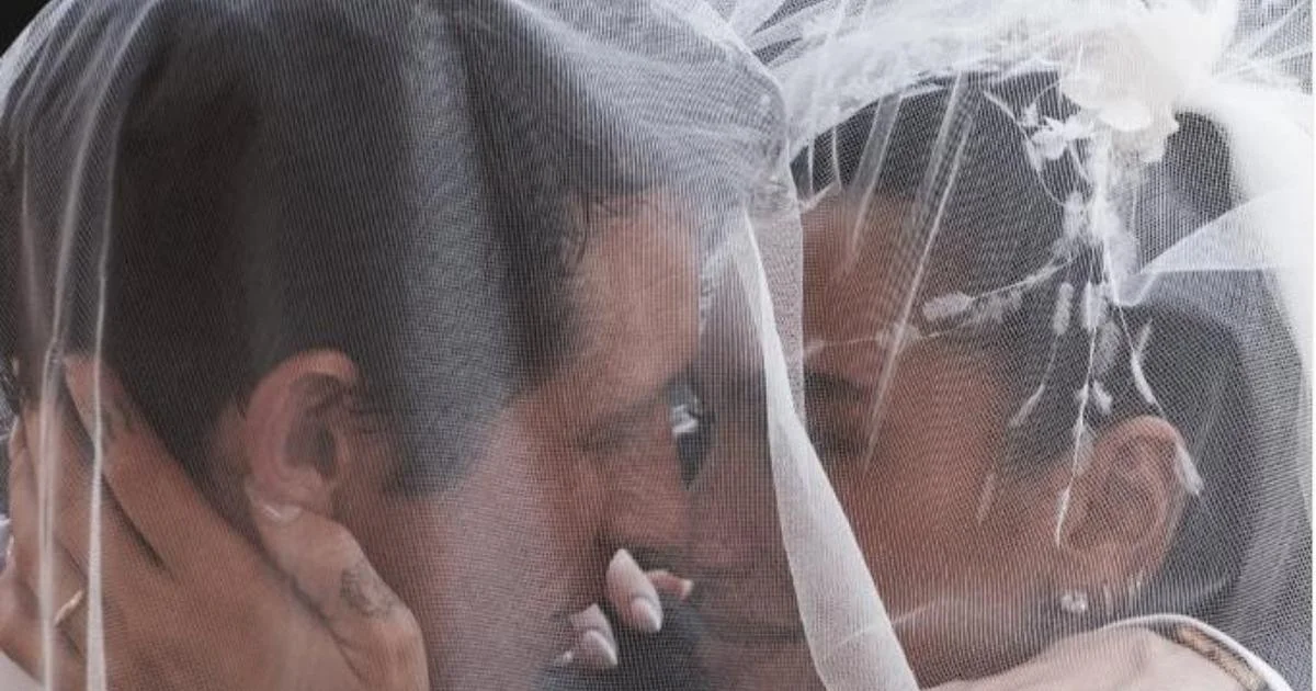 Dua Lipa e Callum Turner: as fotos do casamento na Sicília e o vestido Chanel de Matthieu Blazy