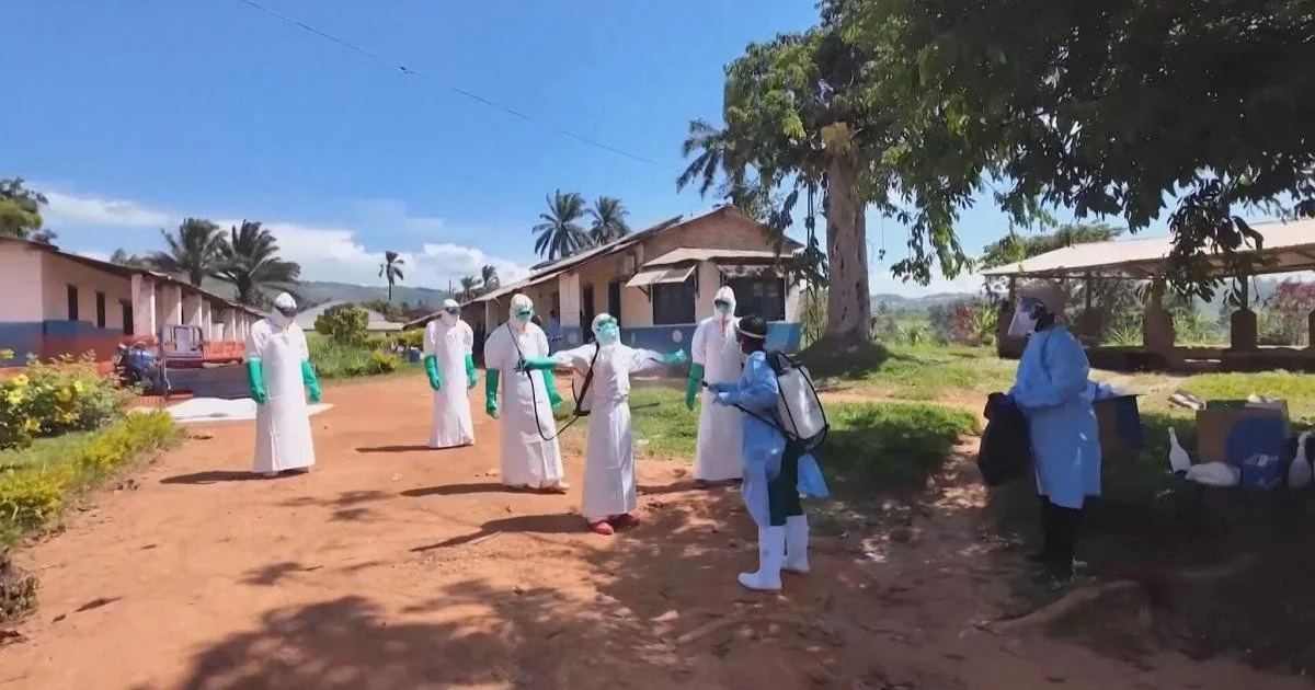 Ebola atinge 1.000 casos globais: 3 milhões de crianças em risco no leste do Congo