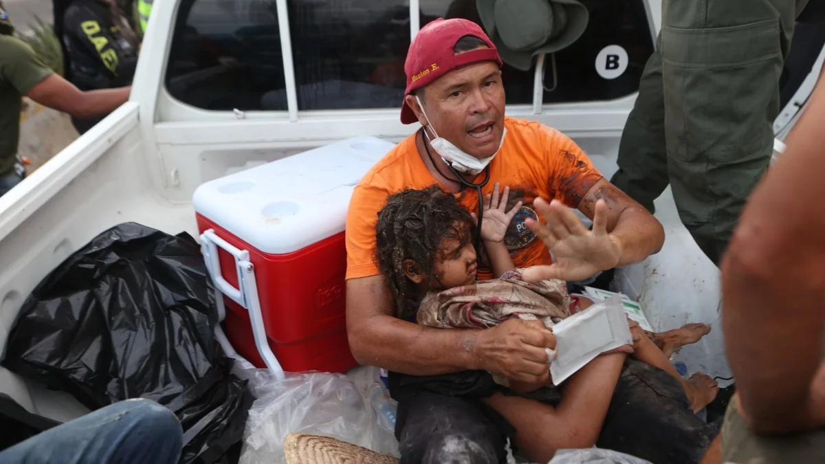 EUA articulam controle da reconstrução da La Guaira após terremoto que devastou o Venezuela