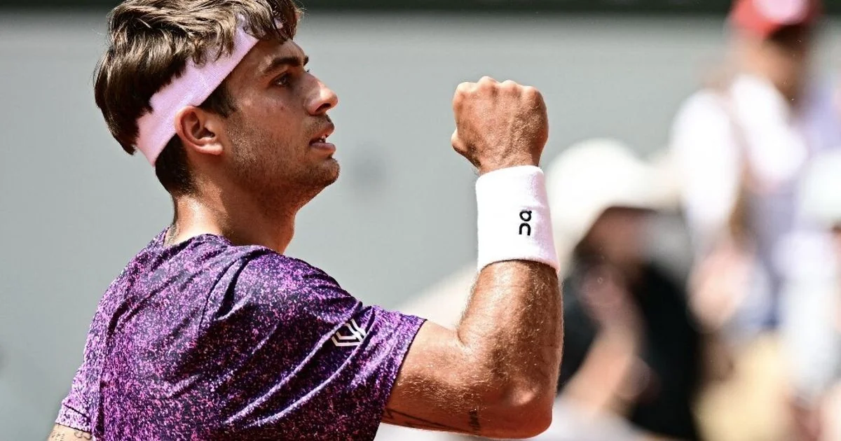 Flavio Cobolli brilha em Paris: Itália soma três nomes nos oitavos do Roland Garros 2026