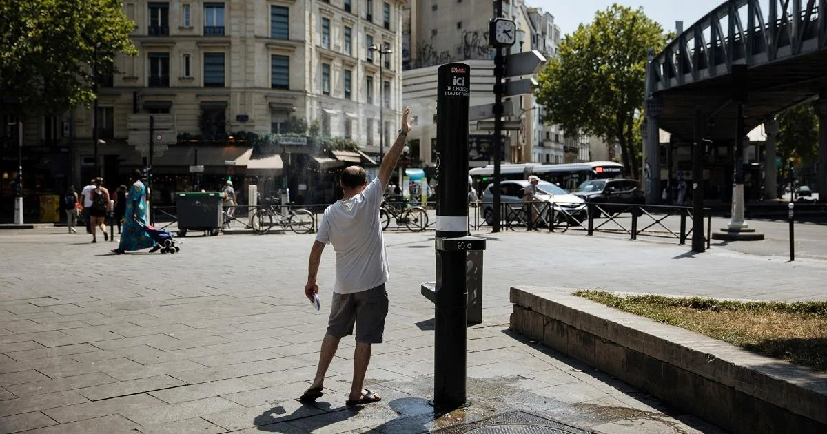 França registra 40 mortos por afogamento enquanto onda de calor se intensifica