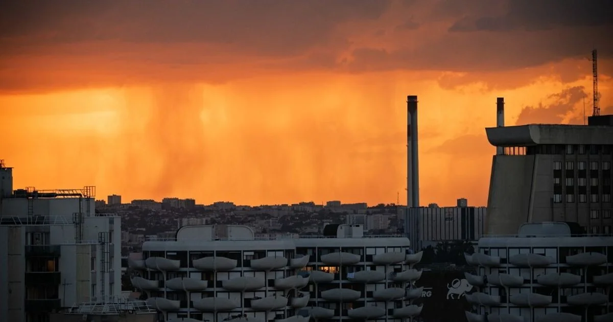França sob temporais after onda de calor: mais de 63 mil sem energia e estragos do Norte aos Pirineus