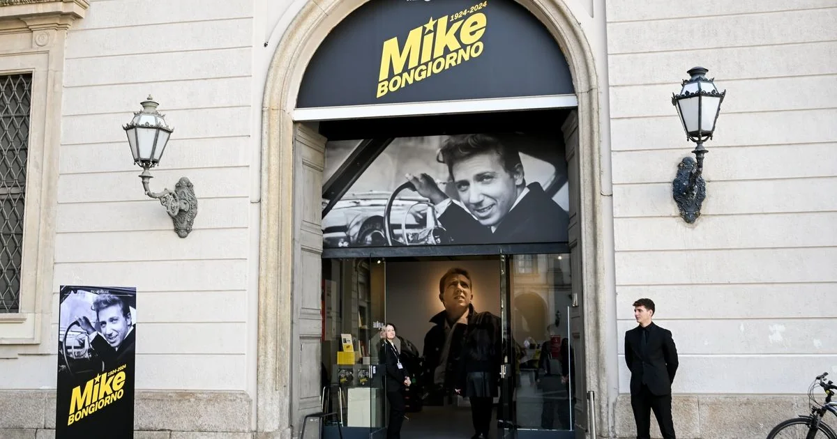 Furto da lápide de Gigi Proietti reabre lembrança do trafugamento da salma de Mike Bongiorno