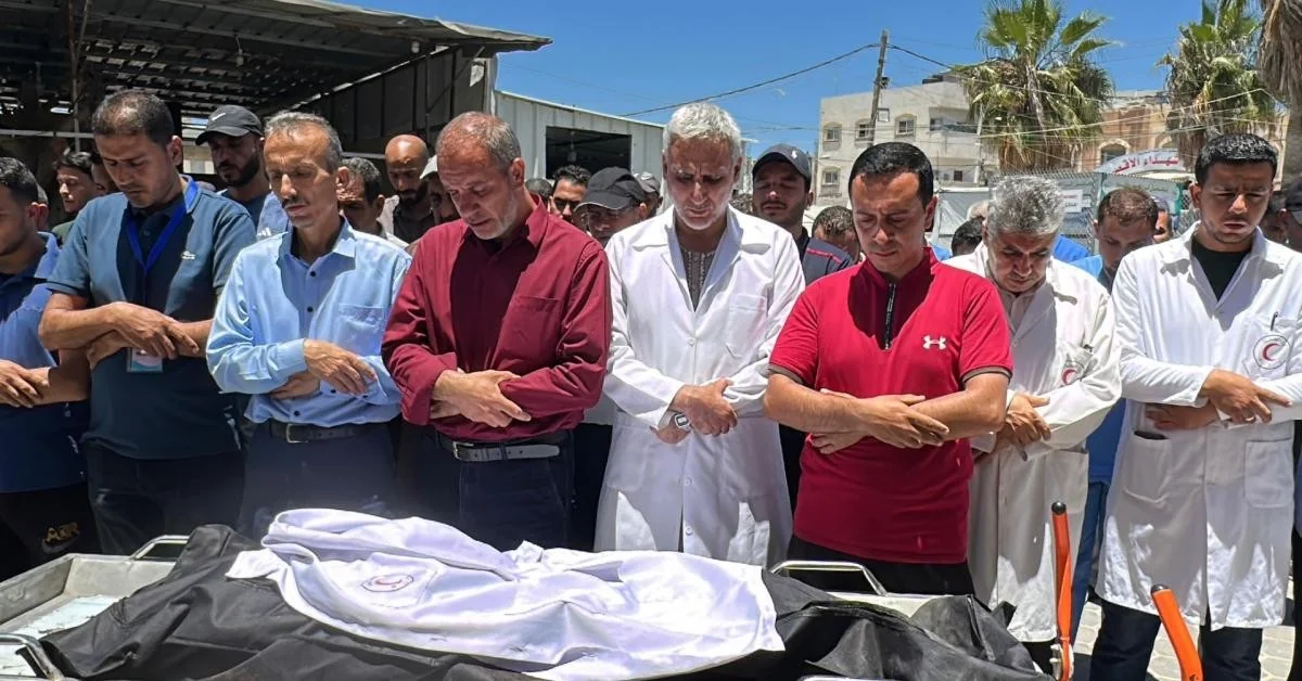 Gaza: raid do IDF perto do Hospital dos Mártires de Al-Aqsa em Deir al-Balah mata médico anestesista