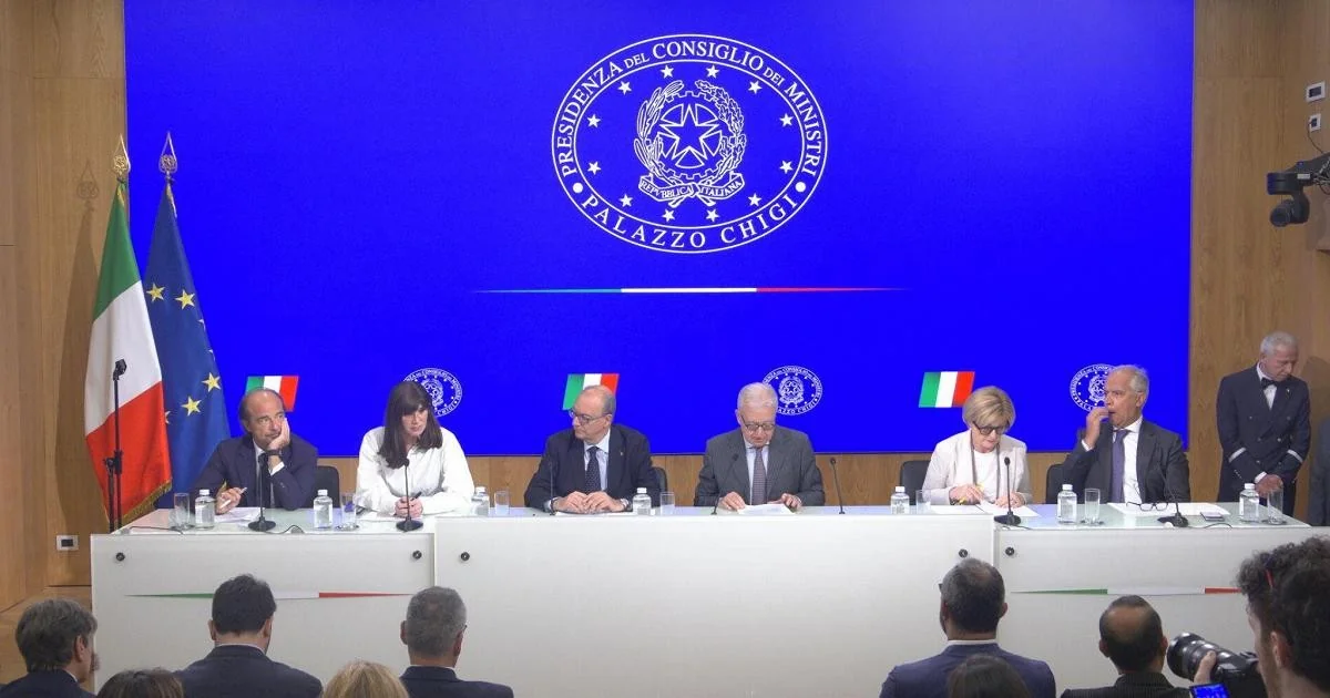 Itália aprova decretos sobre Inteligência Artificial: marco legal com foco humano e novos crimes
