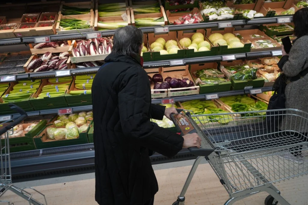 Lagarde adverte: alta da inflação alimentar deve se materializar em 2027