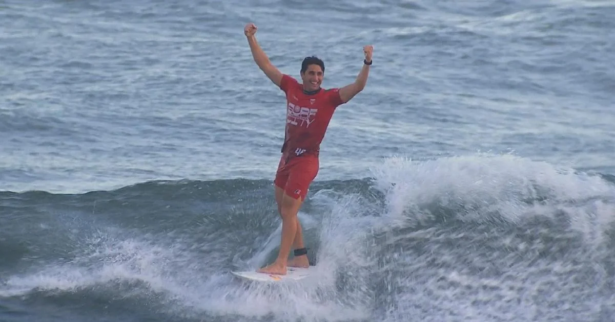 Leonardo Fioravanti conquista a primeira vitória italiana na World Surf League em El Salvador