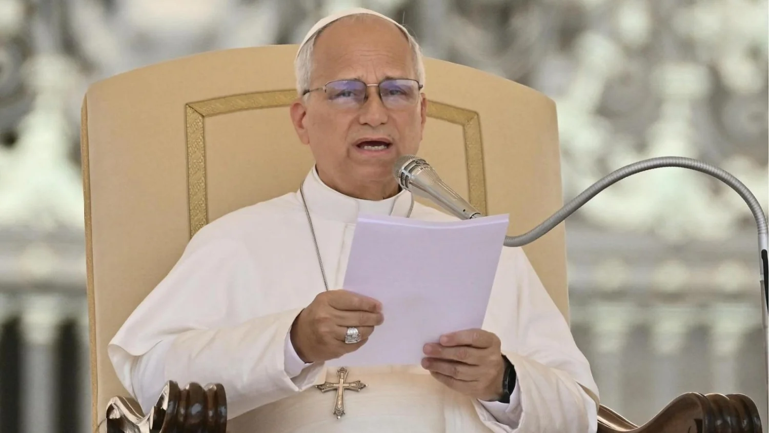 Papa Leone XIV abre Concistoro e declara: "A guerra não é digna do homem"