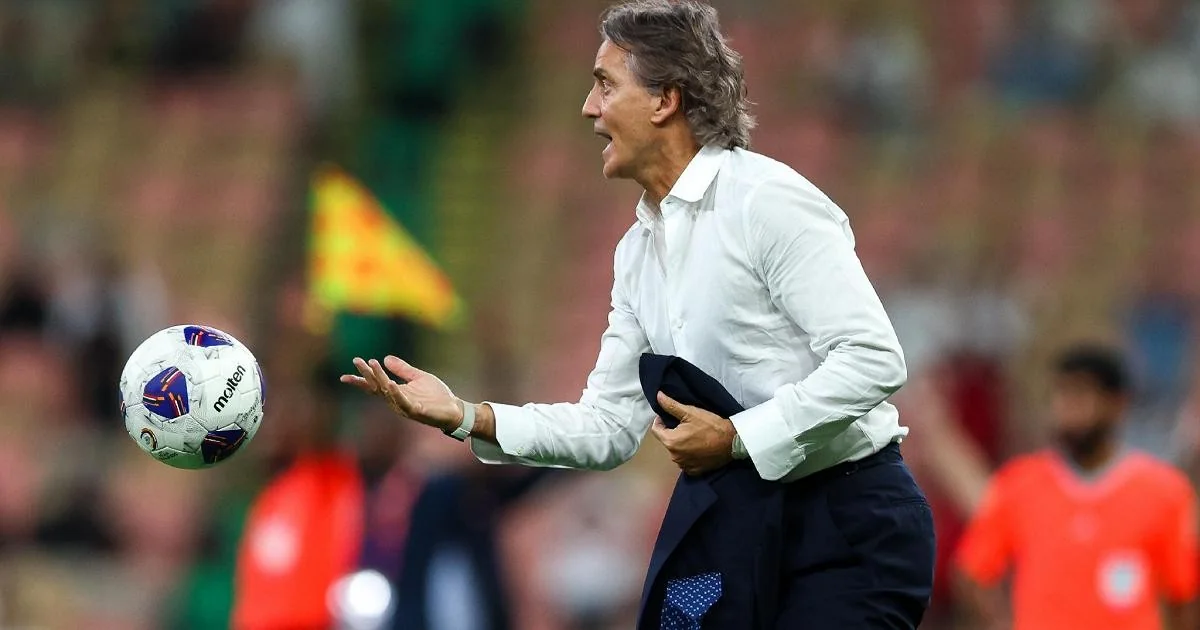 Mancini pode voltar à Nazionale: decisão condicionada à eleição de Malagò na FIGC