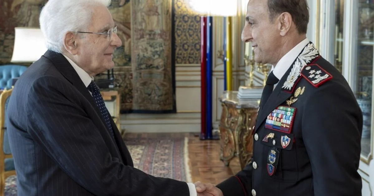 Mattarella celebra 212 anos da Arma dos Carabinieri: 'Uma longa história de fidelidade à Pátria'