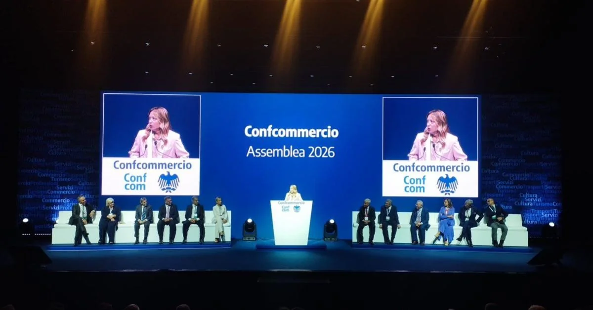 Meloni na Assembleia da Confcommercio 2026: ‘A Itália não é a República das bananas’ e o cerco às atividades 'apri e chiudi'
