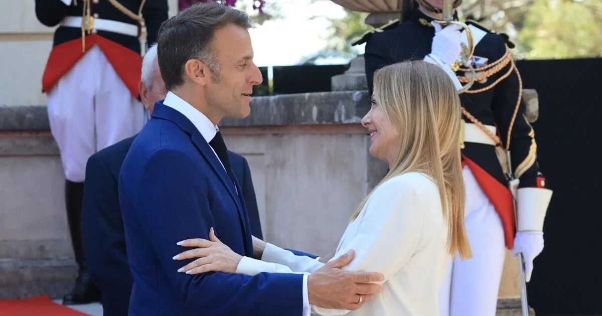 Meloni e Macron em Antibes: Itália e França reforçam papel central na Europa e decidem foco no Líbano