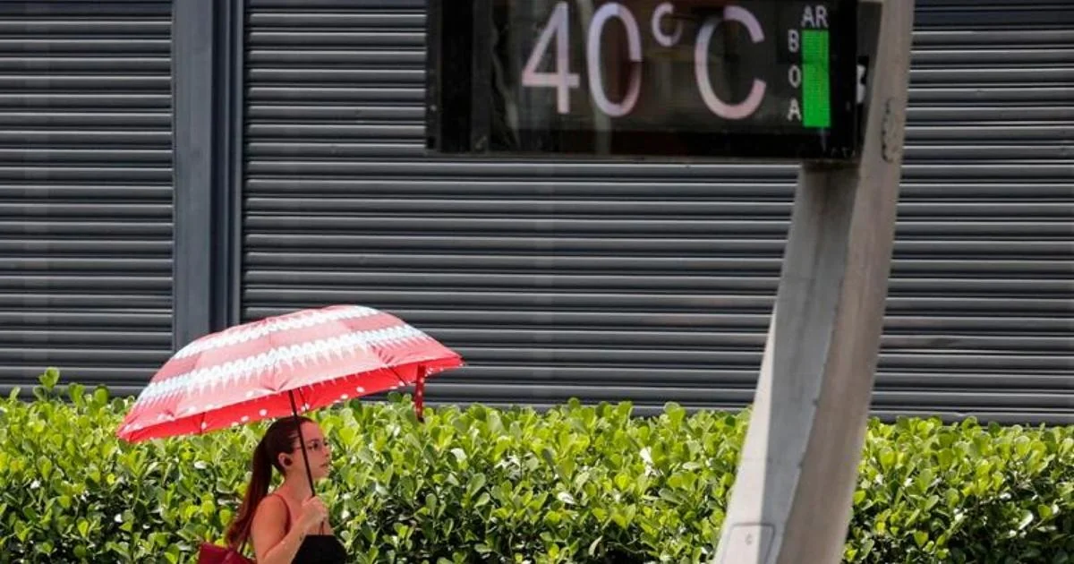 Onda de calor sem trégua: fim de semana promete ser o mais torrido, 18 cidades com bollino rosso