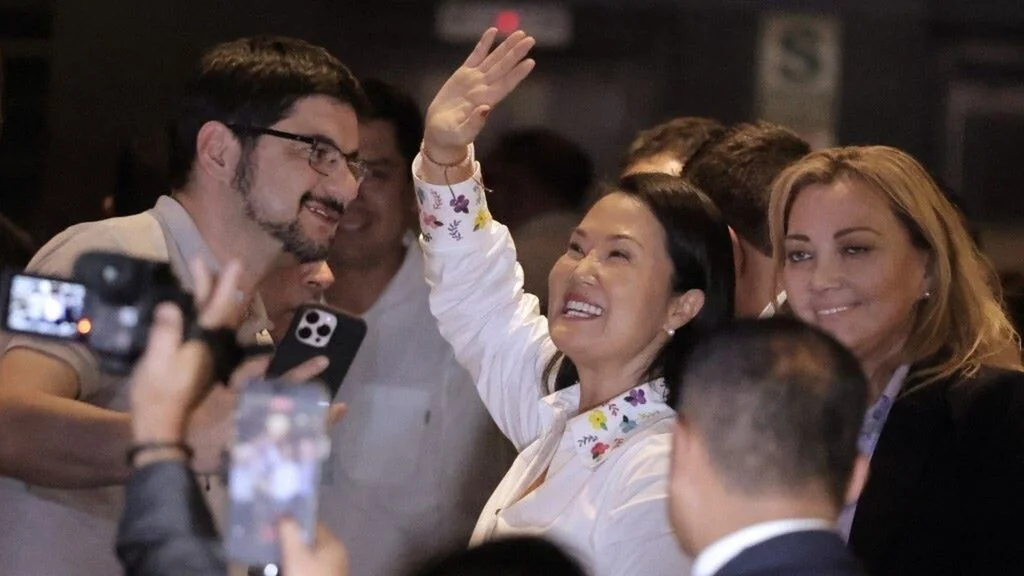 Peru: empate técnico entre Sánchez e Fujimori deixa maioria incerta e risco de instabilidade