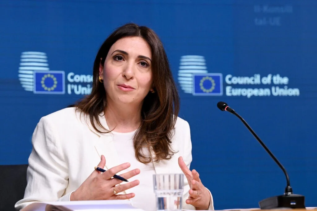 Presidência cipriota propõe corte de €32,8 bi no orçamento da UE 2028-2034: análise estratégica