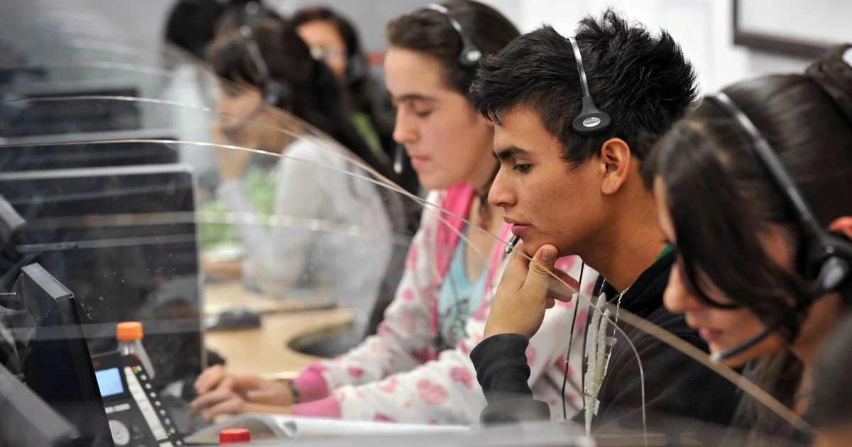 Nova regra contra o telemarketing agressivo: call centers não podem mais ligar para clientes de luz e gás